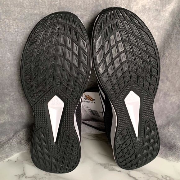 Adidas Duramo 10 K Black White Kids Running Shoe SIZE 3US NWT - Picture 8 of 11